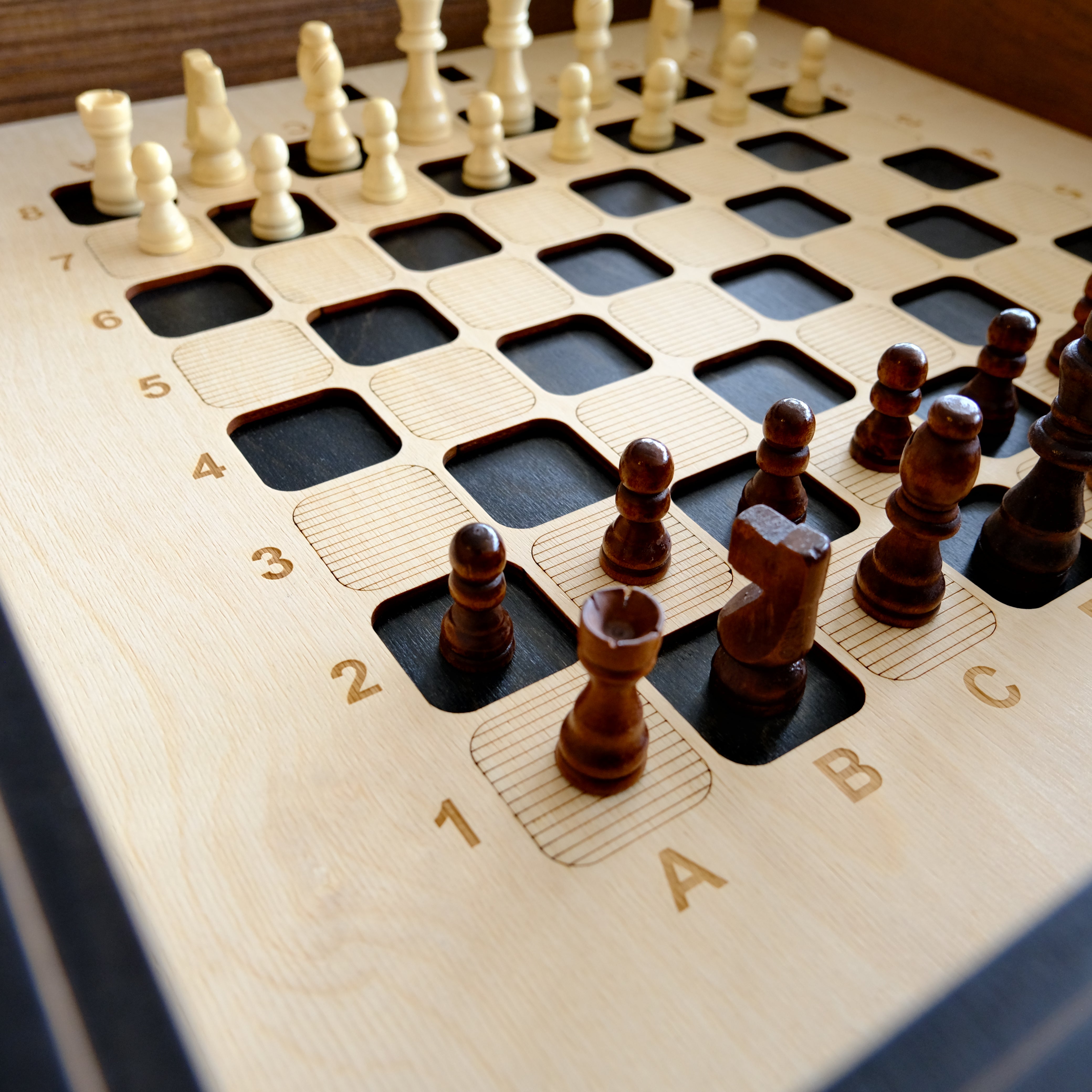 Table de jeu d'échecs avec plateau en verre amovible