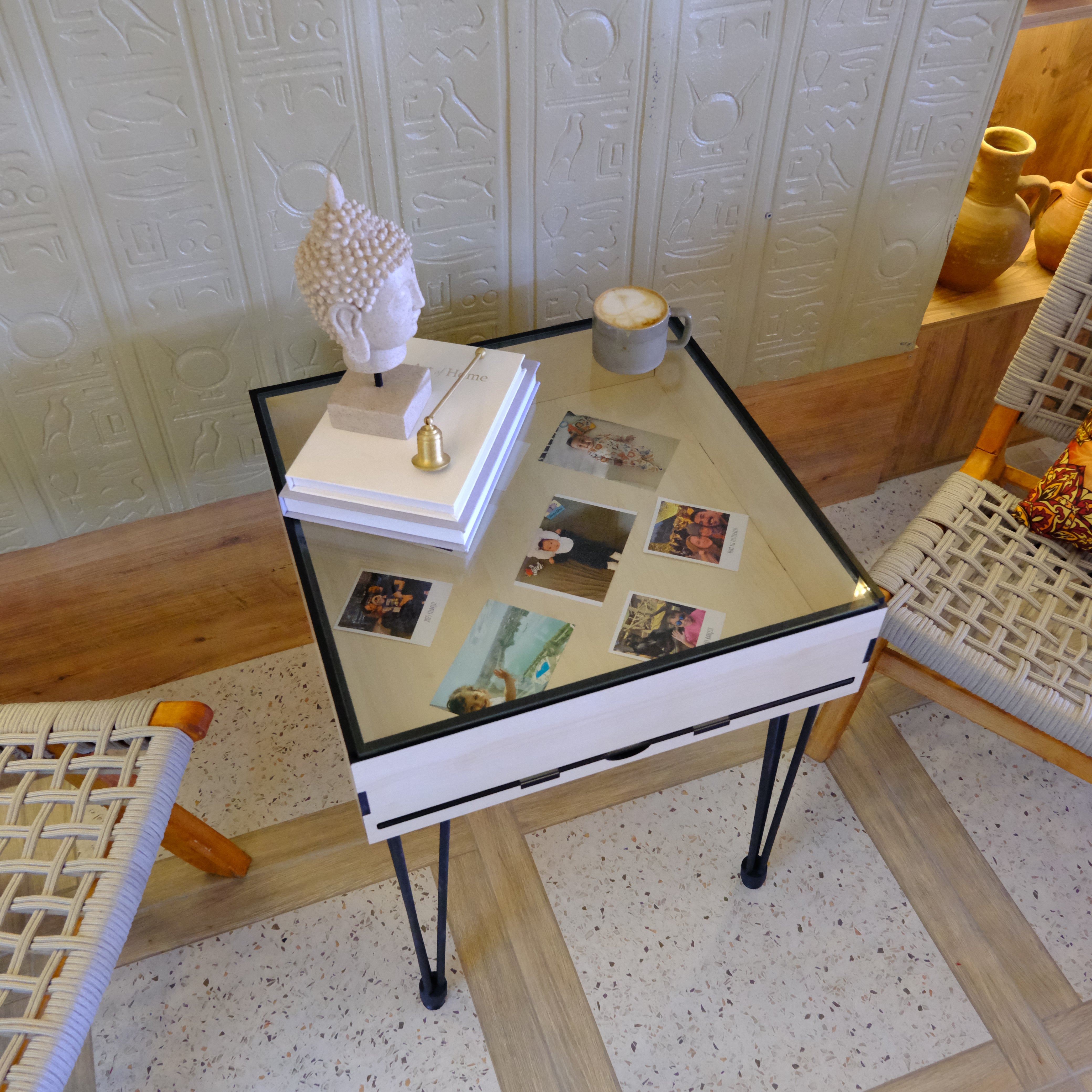 Table de jeu d'échecs avec plateau en verre amovible