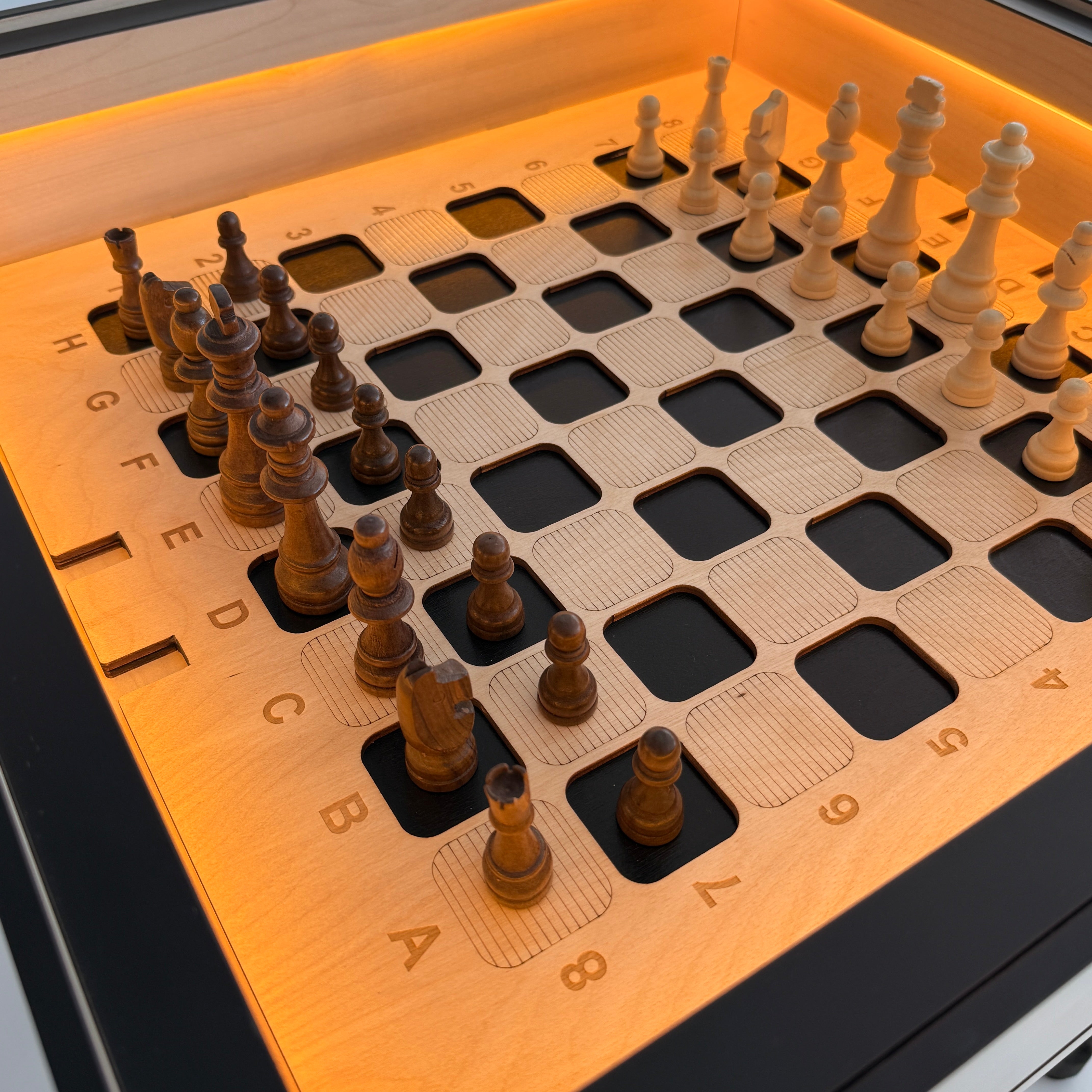 Table de jeu d'échecs avec plateau en verre amovible