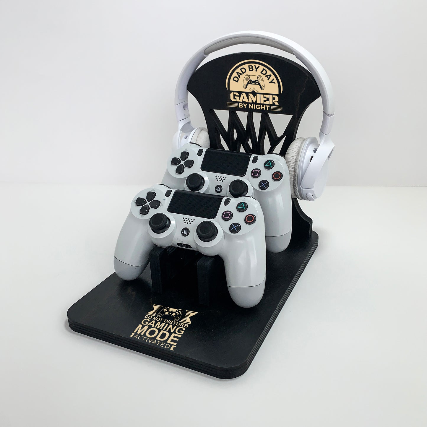 Personalized Wooden Controller Stand and Headset Stand for PS5, Xbox Gamers – Perfect Gift for Gamers