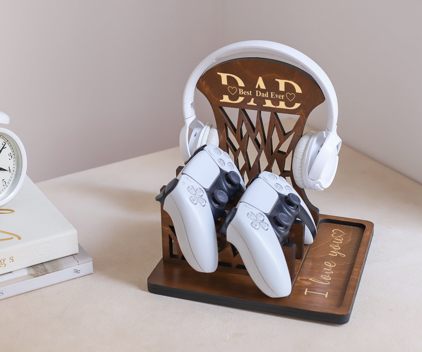 Personalized Wooden Controller Stand and Headset Holder, Christmas Gifts for Gamers, Gifts for Husband, Father's day gift for Gamer Dad, Birthday Gift for Gamer Boyfriend, Graduation Gifts for him