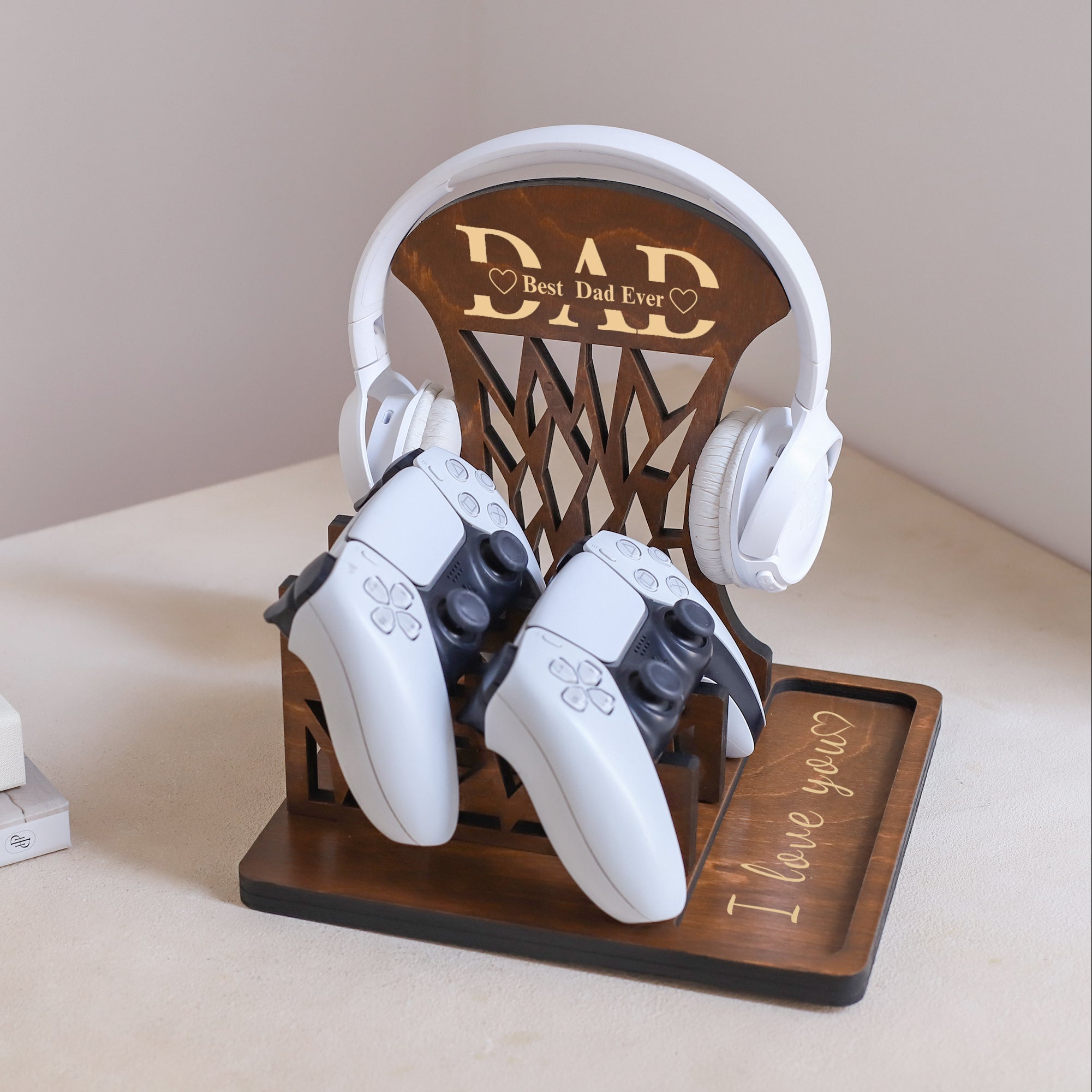 Personalized Wooden Controller Stand and Headset Holder, Christmas Gifts for Gamers, Gifts for Husband, Father's day gift for Gamer Dad, Birthday Gift for Gamer Boyfriend, Graduation Gifts for him