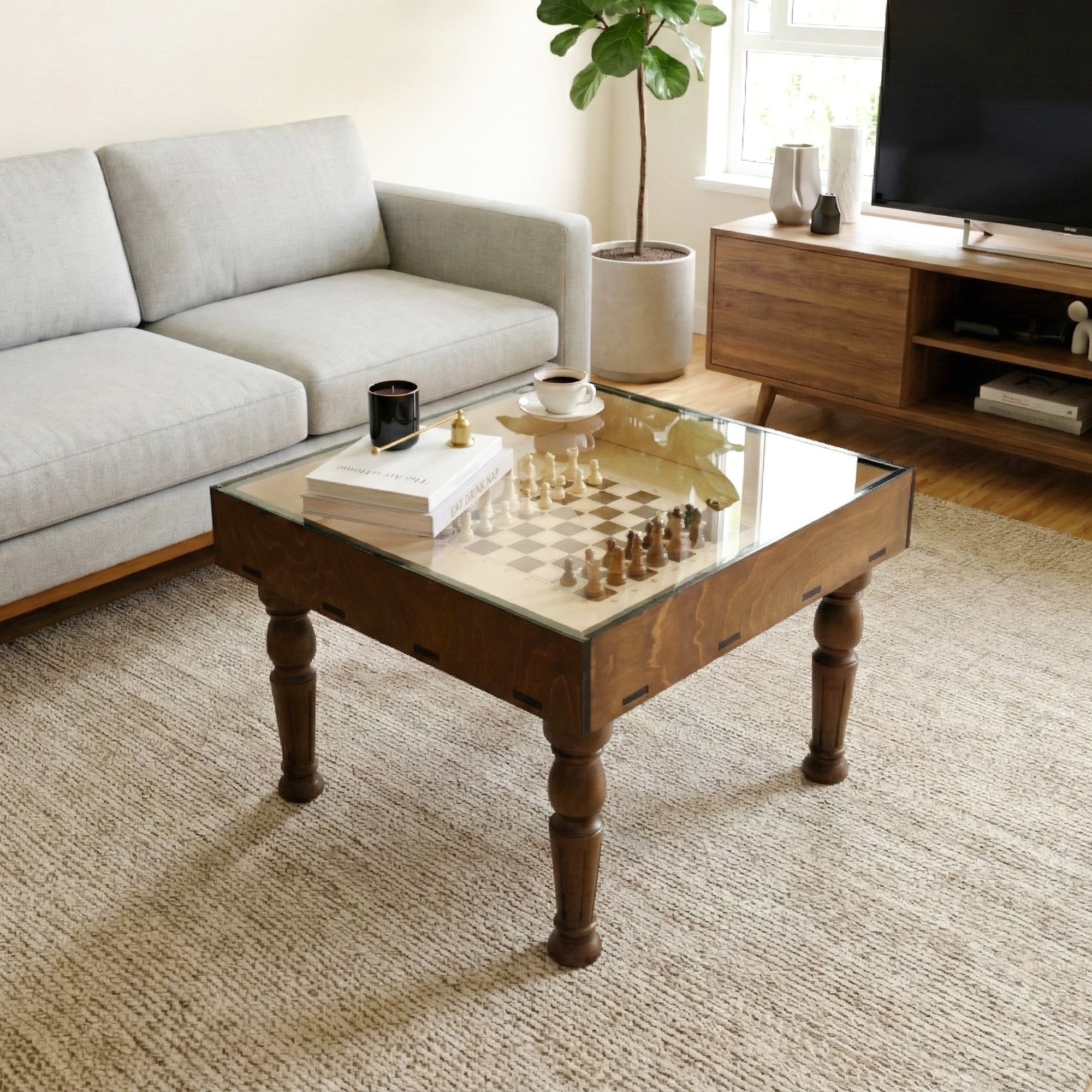 Schachspieltisch mit abnehmbarer Glasplatte